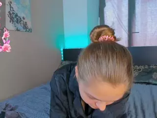 TaiteBluett's Live Sex Cam Show