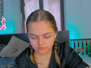 TaiteBluett's Live Sex Cam Show