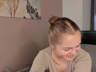 TaiteBluett's Live Sex Cam Show