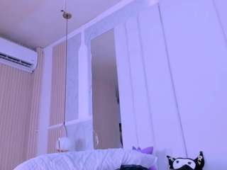 Pratonton untuk VesperVelvet