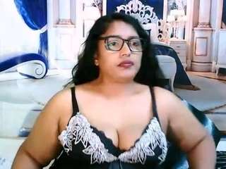 indiablackpanther Live Webcam on CamSoda