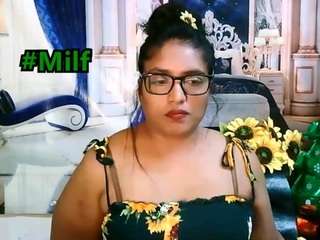 indiablackpanthe... Live Webcam on CamSoda