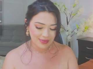 le modèle innavolkova est en webcam porno dans un show sur le site camsoda, il possède les tags suivants: anal,pussy,milk,naked,natural,nature,nipple play,no drinking,no smoking,oil,sexy,lovense,shaved pussy,spank,striptease,thick,tittyfuck,toys,twerk,wet