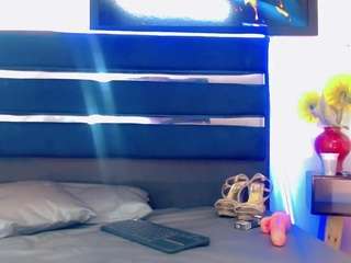  valentina-kiss chat room