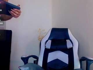 valentina-kiss Live Webcam on CamSoda