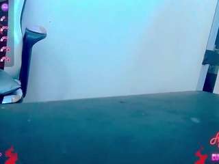 valentina-kiss Live Webcam on CamSoda