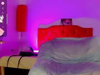 valentina-kiss Live Webcam on CamSoda