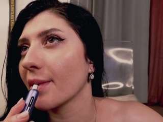 aliyv Live Webcam on CamSoda