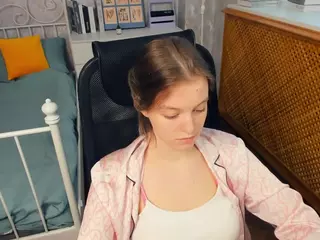 HenriettaCrull's Live Sex Cam Show