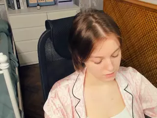 HenriettaCrull's Live Sex Cam Show