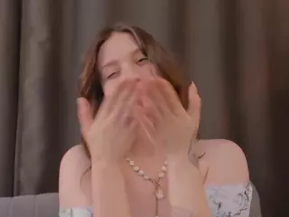 MeganGuyse's Live Sex Cam Show