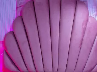 Adri-Tatto's Live Sex Cam Show