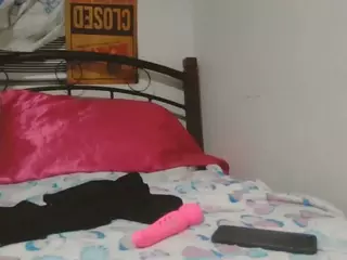 Gemixxmeow's Live Sex Cam Show