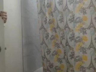 Gemixxmeow's Live Sex Cam Show