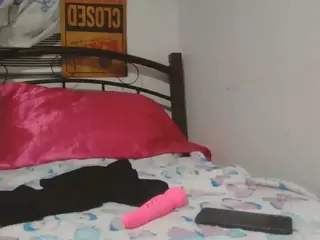 Gemixxmeow's Live Sex Cam Show