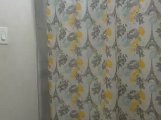 Gemixxmeow's Live Sex Cam Show