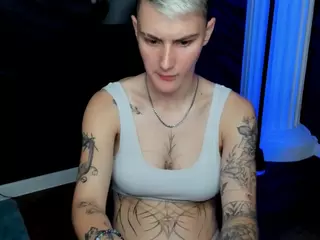 LindaBryantt's Live Sex Cam Show