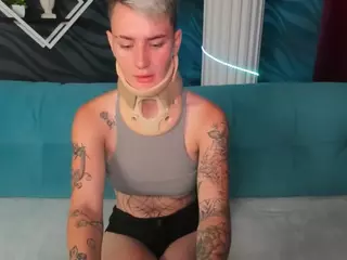 LindaBryantt's Live Sex Cam Show