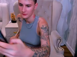 LindaBryantt's Live Sex Cam Show