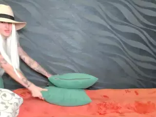 LindaBryantt's Live Sex Cam Show