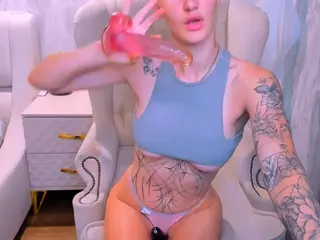LindaBryantt's Live Sex Cam Show