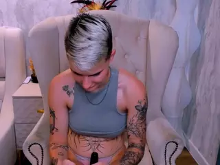 LindaBryantt's Live Sex Cam Show