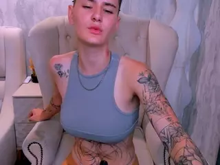 LindaBryantt's Live Sex Cam Show