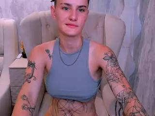 LindaBryantt's Live Sex Cam Show