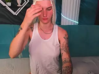 LindaBryantt's Live Sex Cam Show