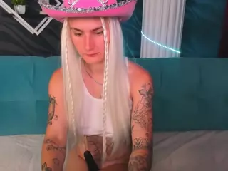 LindaBryantt's Live Sex Cam Show