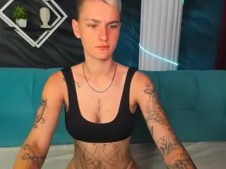 LindaBryantt's Live Sex Cam Show