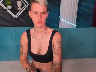 LindaBryantt's Live Sex Cam Show