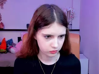 LolaSweetnesss's Live Sex Cam Show