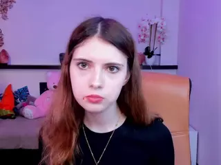 LolaSweetnesss's Live Sex Cam Show