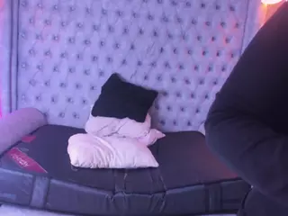Miss-horney's Live Sex Cam Show