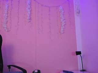 moon-violet webcam model