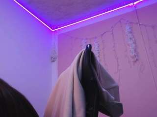 moon-violet webcam