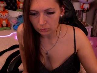rebelgirll Live Webcam on CamSoda