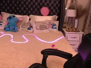 RebelGirlL's Live Sex Cam Show