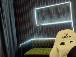 RebelGirlL's Live Sex Cam Show