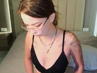 susannjohnson live cam profile