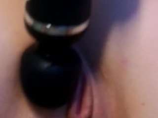 le modèle susannjohnson est en webcam porno dans un show sur le site camsoda, il possède les tags suivants: athletic,brown eyes,drinking,erotic dance,orgasm,sex toys,skinny,solo show,spanking,striptease,tattoos,teen 18,young adult,brown hair,hd,small tits