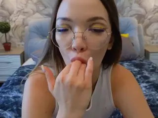 SusannJohnson's Live Sex Cam Show