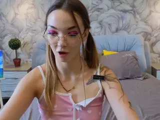 SusannJohnson's Live Sex Cam Show
