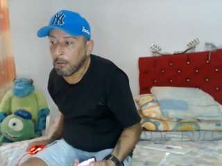  sweetcouplehot1tapestry chat room