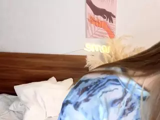 WilonaHamlet's Live Sex Cam Show