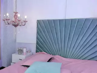 Aitana Hilton's Live Sex Cam Show