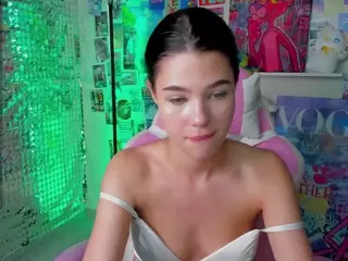 Alice-Bradly's Live Sex Cam Show