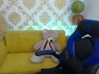 aliss-m live cam profile