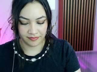 Aliss-m live webcam show